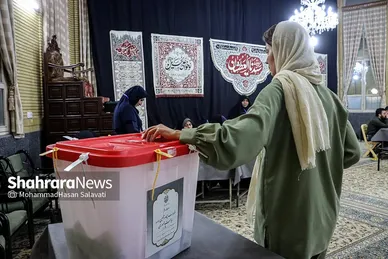 عکس‌هایی از مرحله دوم انتخابات چهاردهمین دوره ریاست‌جمهوری در مشهد (۶)