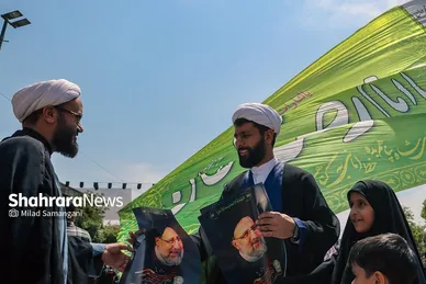 عکس‌هایی از مراسم تشییع پیکر شهدای خدمت در مشهد (۱)