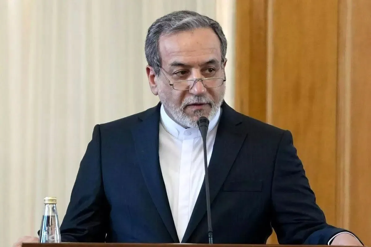 عراقچی: هیچ‌گاه دیپلماسی را رها نکرده‌ایم | لزوم پرهیز از اعمال زبان زور با ملت ایران
