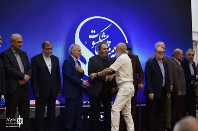 گزارش تصویری | هنر، زبان مشترک نسل‌ها در آیین تکریم هنرمندان پیشکسوت