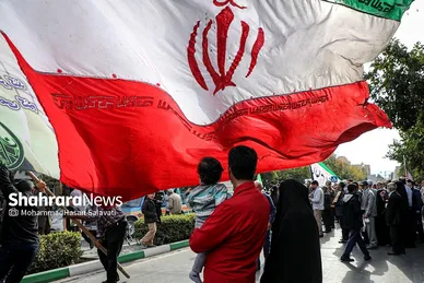 راهپیمایی مردم مشهد در محکومیت جنایت تروریستی در حرم مطهر شاهچراغ (ع)