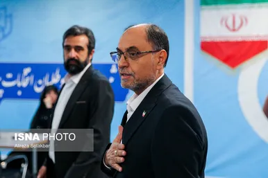 عکس‌هایی از سومین روز ثبت‌نام کاندیداهای چهاردهمین دوره انتخابات ریاست‌جمهوری ۱۴۰۳