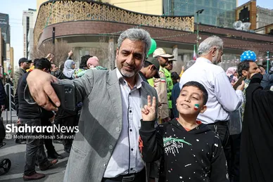 گزارش تصویری (۳) | راهپیمایی روز ۲۲ بهمن در مشهد