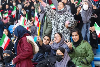    جشن بزرگ دختران انقلاب با عنوان 