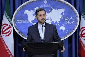 خطیب&zwnj;زاده: سردار سلیمانی پیام ما به عربستان را برای عراق می&zwnj;بردند | مشاور نخست وزیر عراق به تهران آمده است