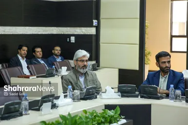 نشست شهردار مشهد با روسای شورای اجتماعی محلات منطقه یک