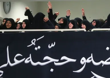 گزارش تصویری | سخنرانی رهبر معظم انقلاب در مراسم عزاداری شهادت امام رضا(ع)