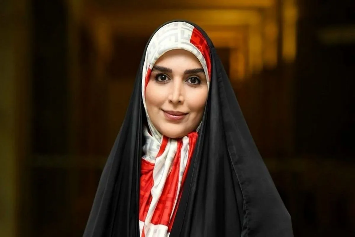مژده لواسانی: تا هستم و خواهم بود، تنها سمت ايران مى‌مانم