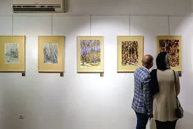 نگاهی به نمایشگاه &laquo;درخت&zwnj;ها&raquo; از سیدمحمود کاشی&zwnj;الحسینی در نگارخانه &laquo;آسمان&raquo;