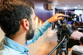 گفتگو با مدیر انجمن سینمای جوانان مشهد درباره فعالیت&zwnj;ها و برنامه&zwnj;های این انجمن