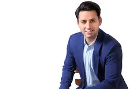 عبدالله روا و مهدی توتونچی مجریان &laquo;قطرنامه&raquo; و مسابقه آنلاین جام&zwnj;جهانی