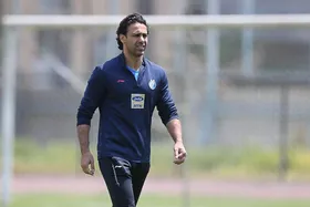 تشکیل گروه واتس&zwnj;اپی بدون فرهاد مجیدی!