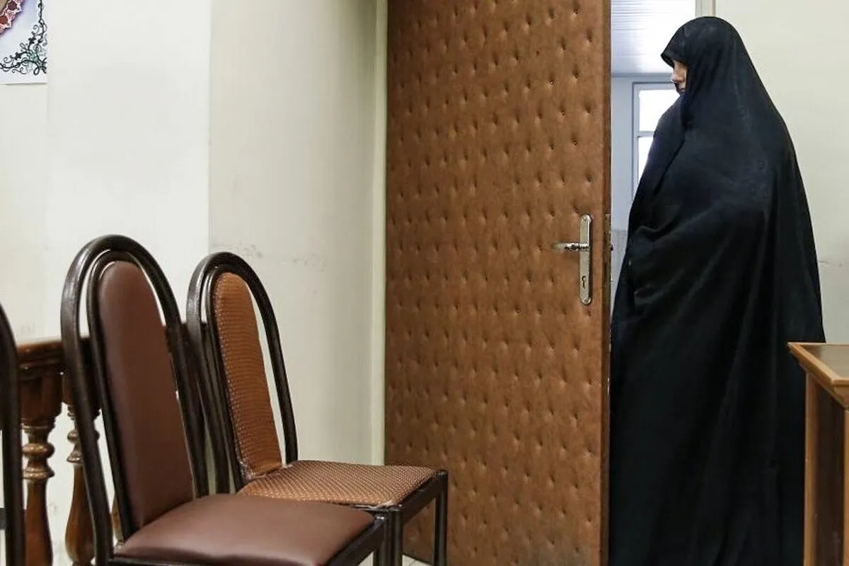 دادستان تهران خبر فرار شبنم نعمت‌زاده را تکذیب کرد