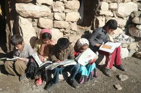 وقف ارزشمند معلمان نمونه | اهدای هدایای روز معلم برای ساخت مدرسه