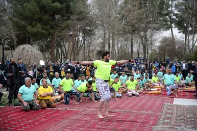 آیین نوروزگاه در آرامگاه حکیم ابوالقاسم فردوسی