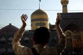 برگزاری دعای عرفه ویژه زائران غیرایرانی در حرم مطهر رضوی (۲۷ خرداد ۱۴۰۳)