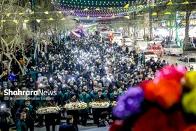 گزارش تصویری | گلباران حرم مطهر امام&zwnj;رضا (ع) در شب میلاد حضرت جوادالائمه (ع)