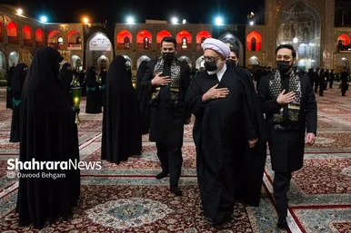 آیین خطبه خوانی شب شهادت امام رضا(ع) در حرم مطهر رضوی