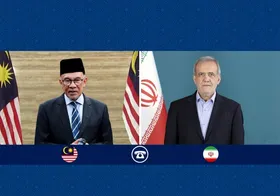 سران ایران و مالزی بر تقویت همکاری&zwnj;های جهان اسلام و توسعه روابط دوجانبه تاکید کردند