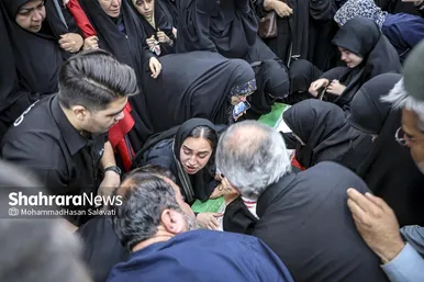 گزارش تصویری | مراسم وداع با پیکر مطهر شهدای سنگر خیابان