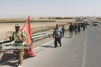 زائران پیاده امام رضا(ع) - ۲