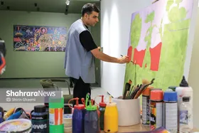 گفت وگو با محمدجعفر پاکروان، نقاش مشهدی، درباره جهان و سیر کارهایش | غرقه در رنگ، انتزاع و تخیل