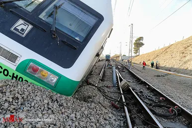 برخورد دو قطار مترو تهران ـ کرج