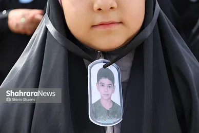 گزارش تصویری | طرح کاشت نهال به یاد دانش آموزان شهید مدرسه میناب