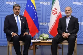 پزشکیان با رئیس&zwnj;جمهور ونزوئلا دیدار کرد (۳ آبان ۱۴۰۳)