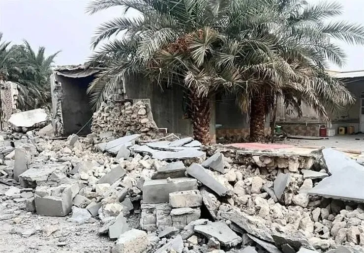 سپاه اسکان کانکسی زلزله‌زدگان هرمزگان را آغاز کرد| توجه ویژه پاسداران به بهداشت و درمان مردم