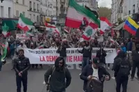 ویدیو | پخش آهنگ جدید محسن چاوشی در تجمع مردمی حمایت از ایران در پاریس