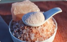 مصرف نمک در بارداری باید متعادل باشد| ضرورت توجه به عوارض مغزی در جنین با تغذیه نادرست