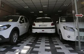 قیمت خودرو&zwnj;های داخلی و خارجی در بازار امروز ۱۲ تیرماه ۱۴۰۰ + جدول