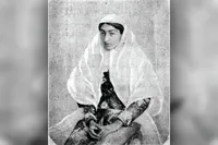 درباره زینت ملک، بانوی قجری شاعر، و میراث ادبی او | «زینت از جمله مردان جهان کم نَبُوَد»