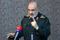 فرمانده کل سپاه: عقب‌نشینی دشمنان از سرزمین‌های اسلامی نتیجه مقاومت است