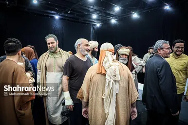نمایش آئینی «آهوان»