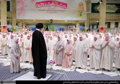 مراسم جشن تکلیف دختران دانش‌آموز در حضور رهبر معظم انقلاب