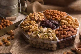 توصیه&zwnj;های مهم به بیماران دیابتی و کلیوی در شب یلدا