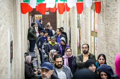 آغاز بیست و یکمین جشنواره فیلم فجر در مشهد