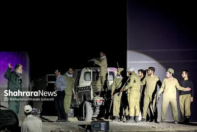 نمایش میدانی «نوری در نیمروز»