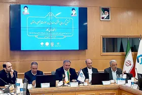 خواجه&zwnj;نائینی: منابع صندوق حوادث طبیعی باید در برابر تورم محفاظت شود