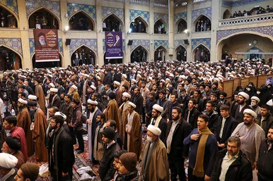  همایش حوزویان در پاسخ به اهانت نشریه فرانسوی