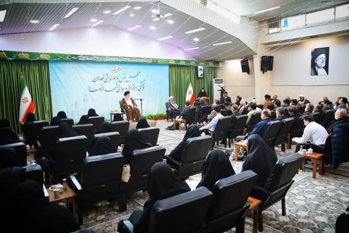 آیت الله علم الهدی: اتحاد و همبستگی رمز پیروزی ما و شکست دشمن است | مبارزه و جنگ تا ظهور حضرت بقیه‌الله (عج) ادامه دارد