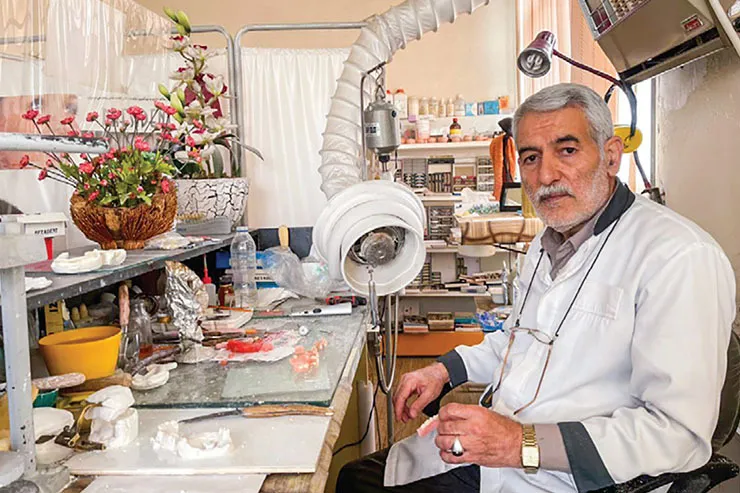 نگاهی گذرا به تاریخچه دندان‌سازی در مشهد‌ | می‌گفتند دندان طلا برای قلب خوب است