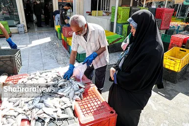 بازار ماهی فروشان در شهرک عرب‌های مشهد