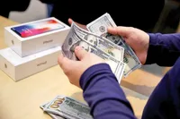 واردات مسافری آیفون با تعرفه  ۳۰ درصدی ورود موبایل از صرفه افتاد