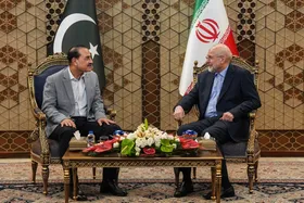 قالیباف: از حقوق ملت و کشورمان عدول نمی&zwnj;کنیم | منیر: خوشحالم ایران توسط افراد هوشمند و با بینش بالا اداره می شود