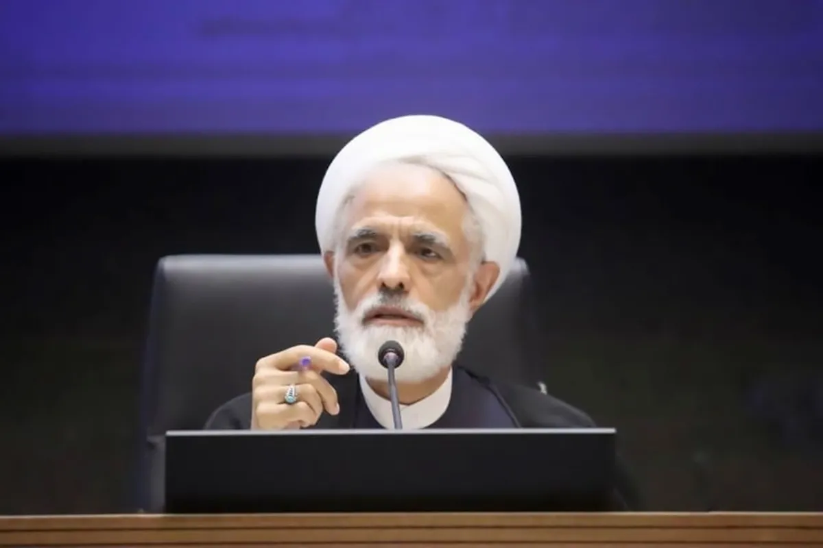 بیان اشکالات «طرح مقابله با نفوذ» در نامه معاون حقوقی رئیس‌جمهوری به نایب رئیس مجلس