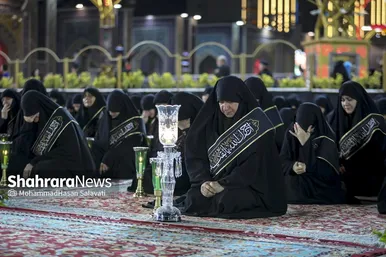 گزارش تصویری | آئین سنتی خطبه خوانی شب عاشورا در حرم مطهر رضوی