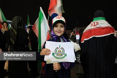 گزارش تصویری | مردم شریف مشهد در هفتادویکمین شب حضور در سنگر خیابان
